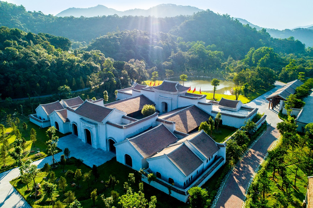 Into an Ancient Palace inspired by Tran Dynasty 13th century and learn Viet Nam Zen Buddhism after Ha Long Bay